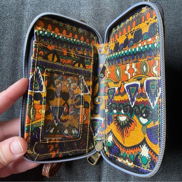 Peace Sign Sakroots Wallet/Wristlet - Picture 3 of 3